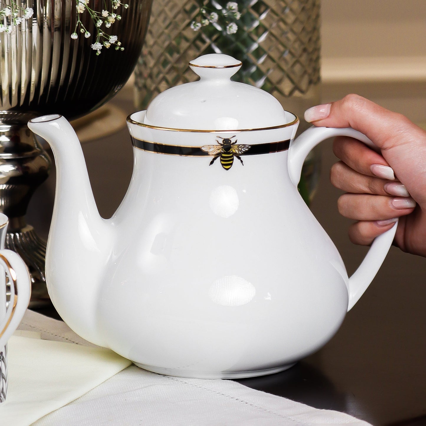 Tea Set 17 Pcs | Black | Bee ICHKAN by Day To Day