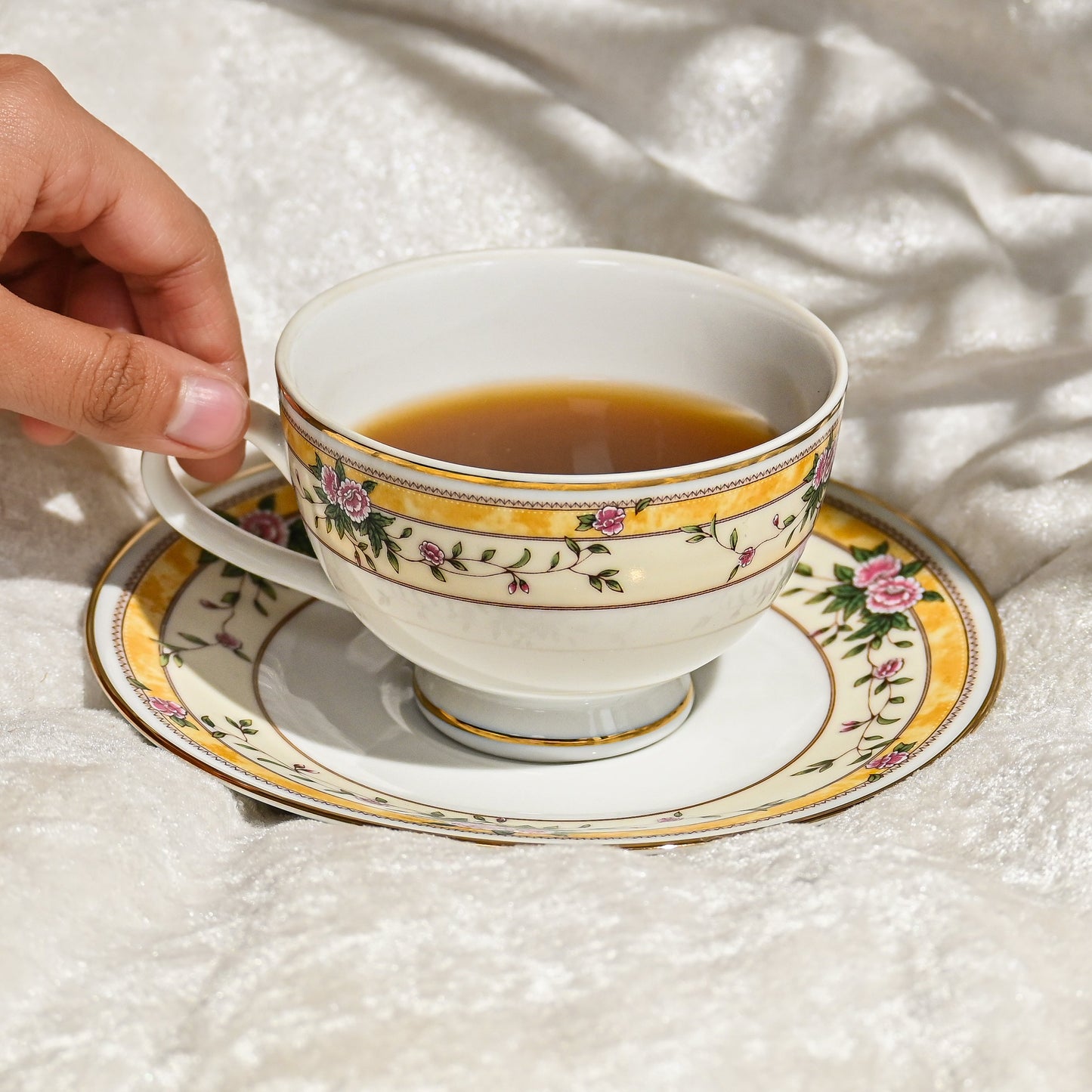 Dankotuwa Sri Lanka Tea Cup & Saucer 12pc | Yellow | Yeseniya ICHKAN