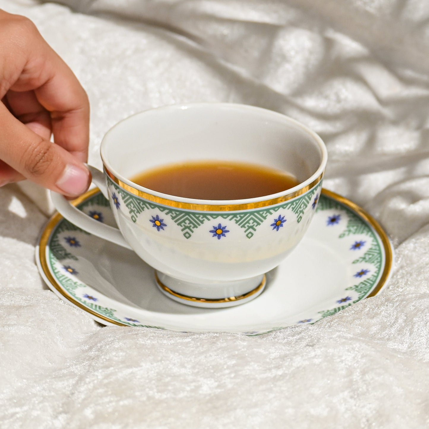 Dankotuwa Sri Lanka Tea Cup & Saucer 12pc | Blue | Isabella Gold ICHKAN