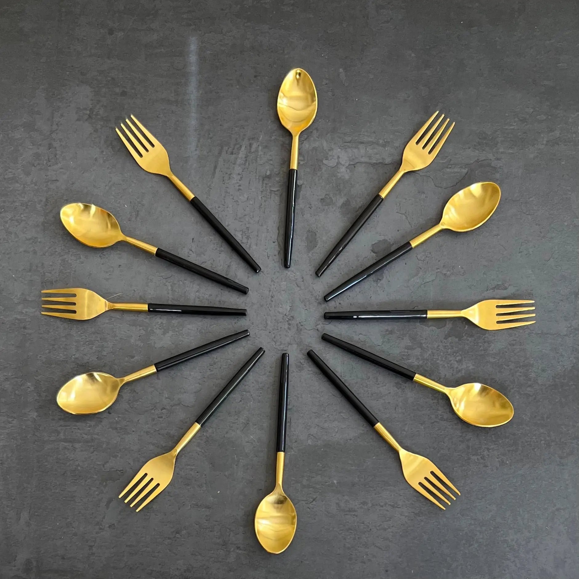 Night and Shine - Serving spoon set Ichkan