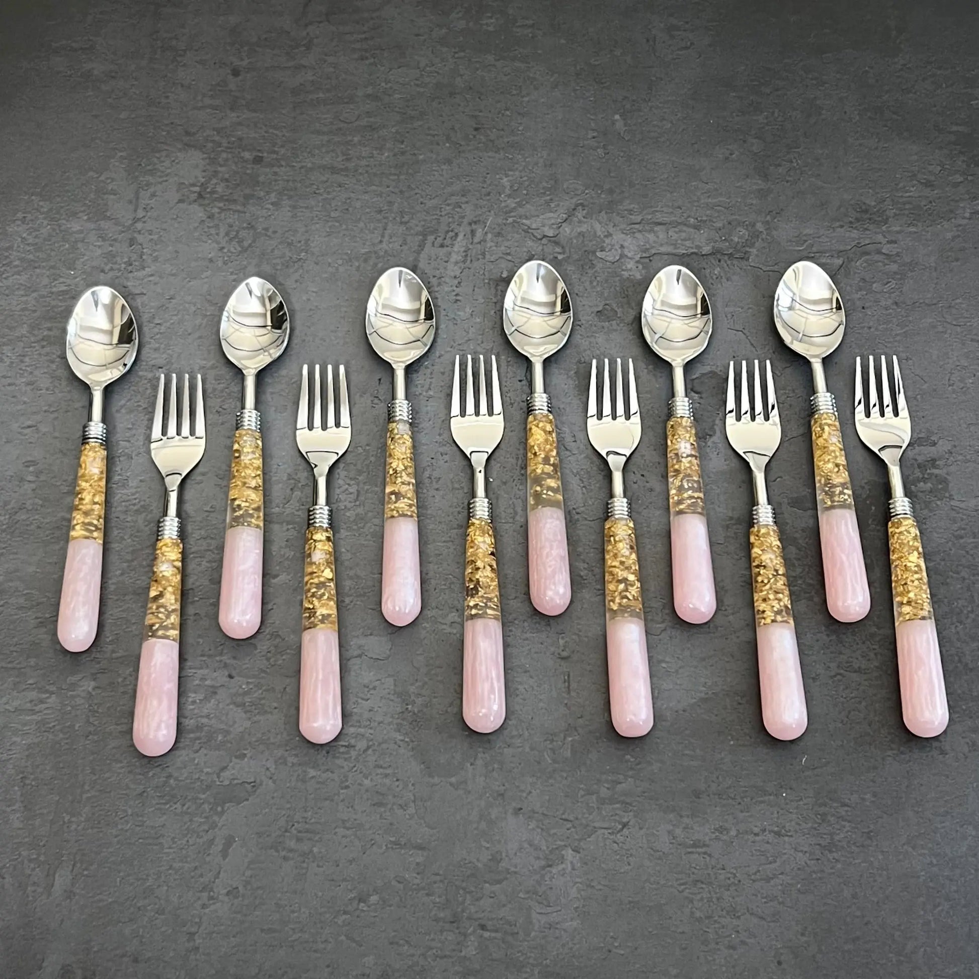 Pink marble - Cutlery Set of 12 Ichkan