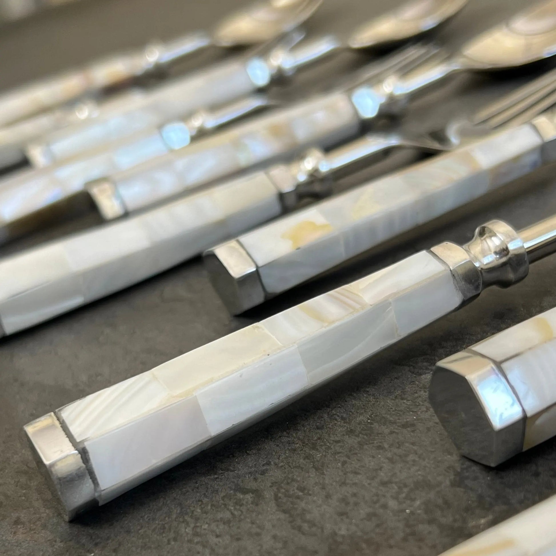 Marble - Cutlery Set of 12 Ichkan