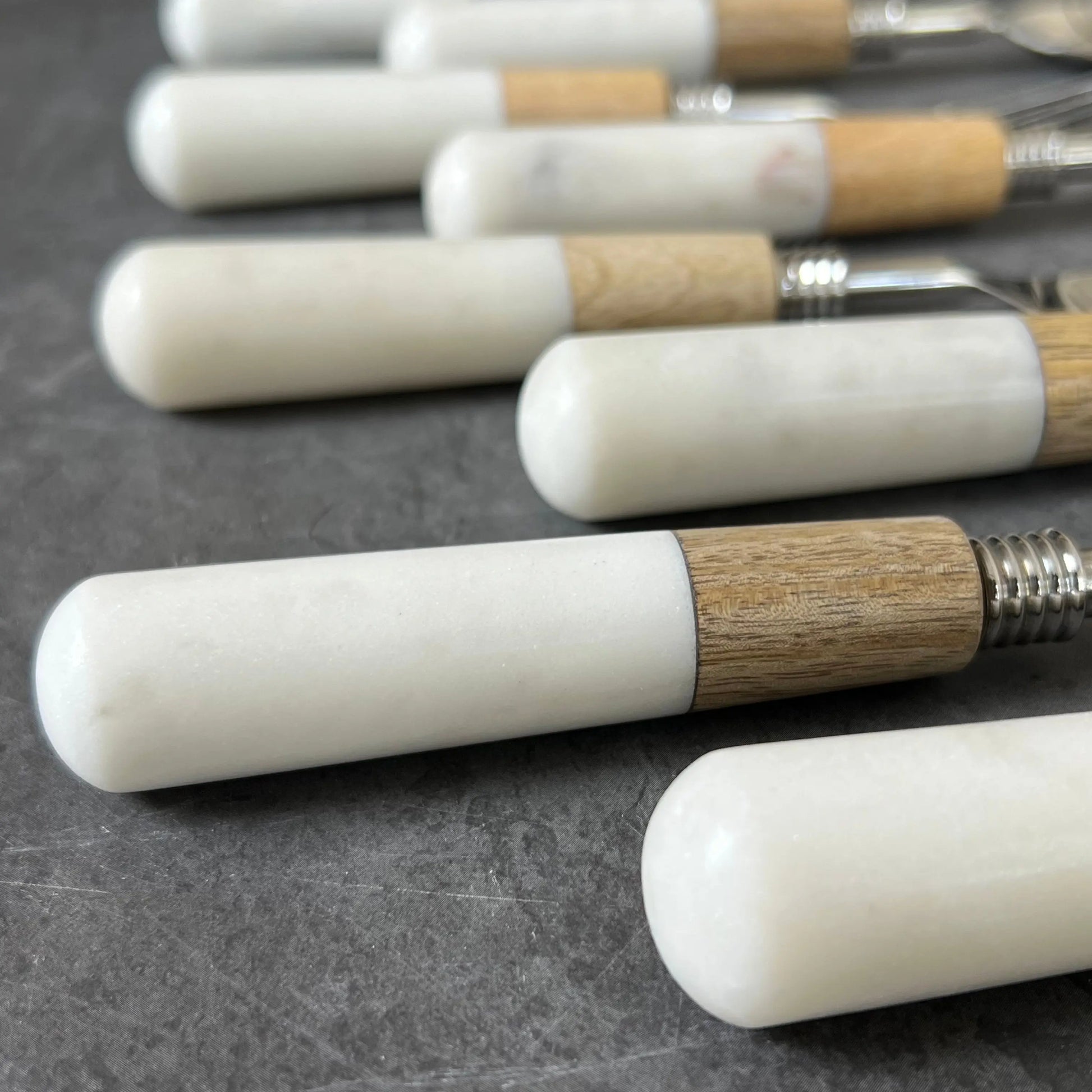 White Wood - Cutlery Set of 12 Ichkan