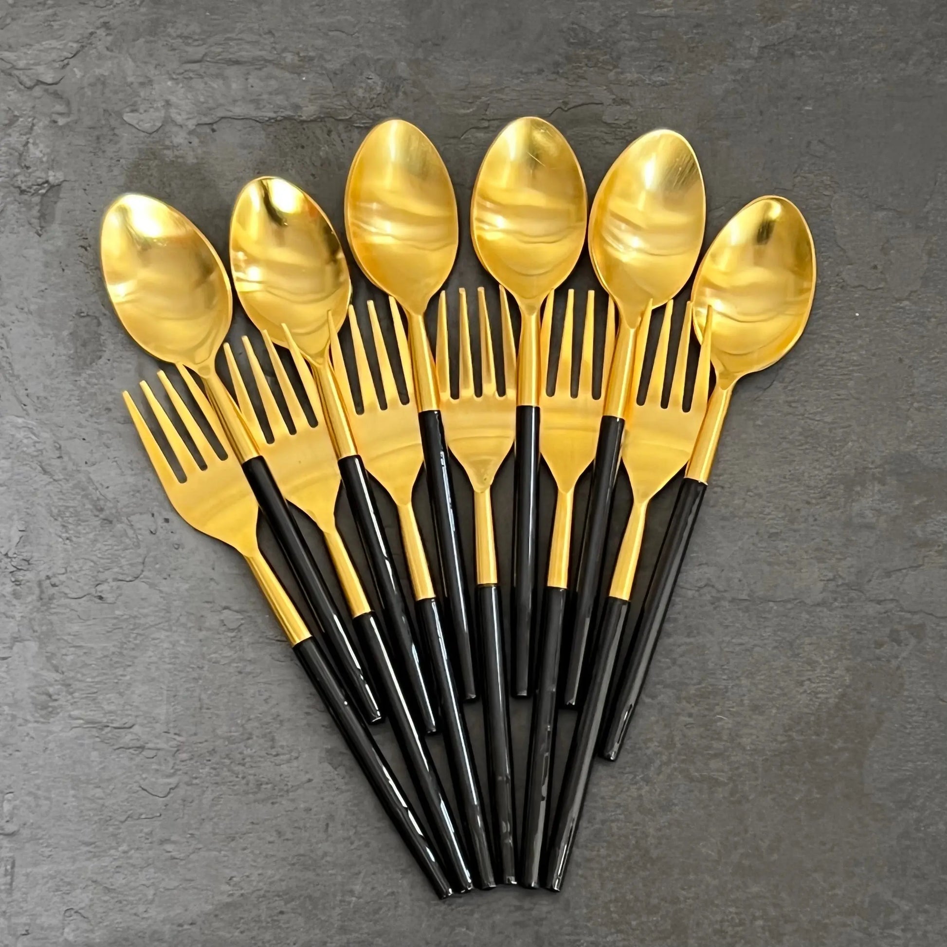Night and Shine - Cutlery Set of 12 Ichkan