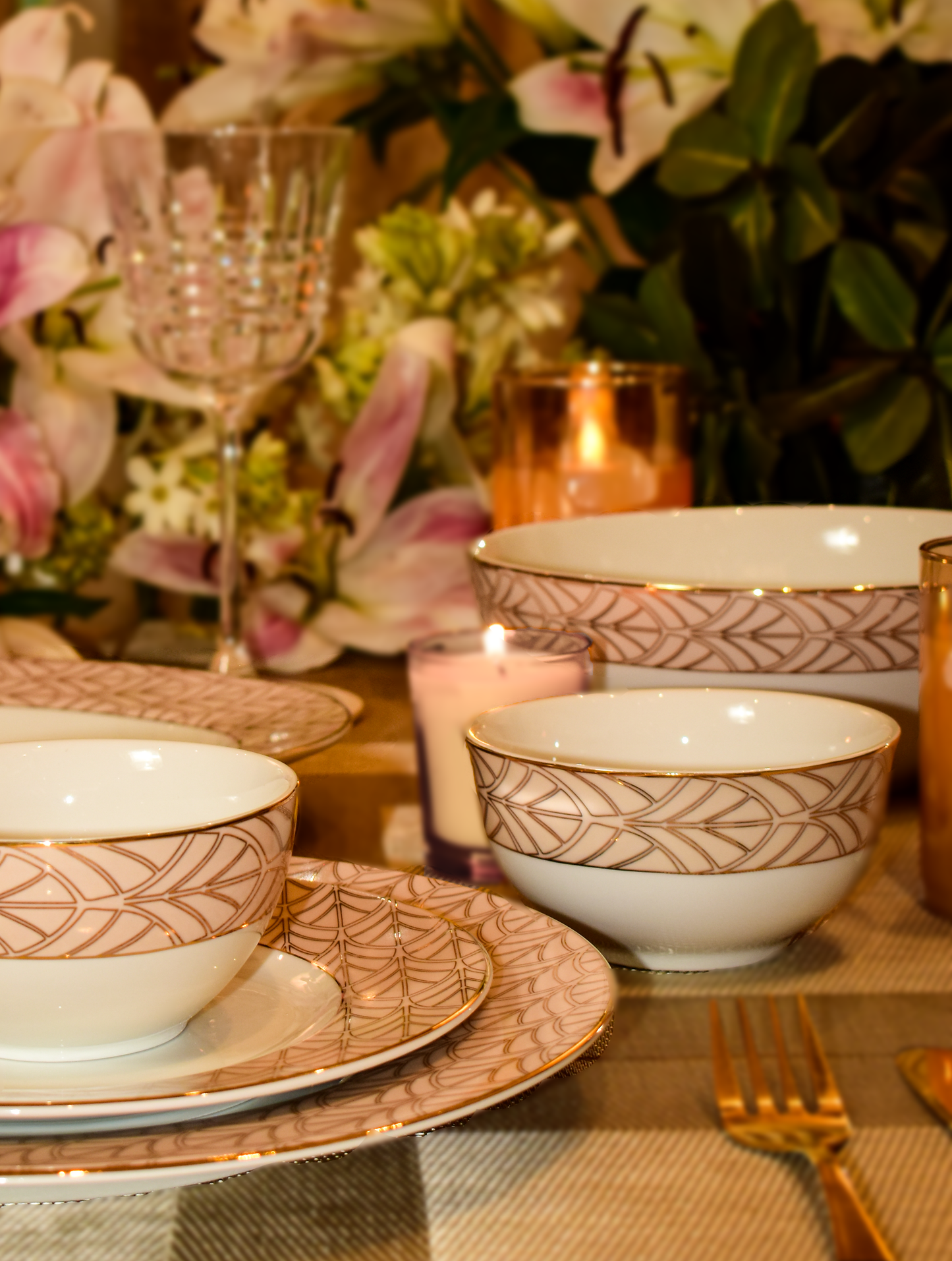 Golden Legacy Dinner Set | 33 Pieces Ichkan