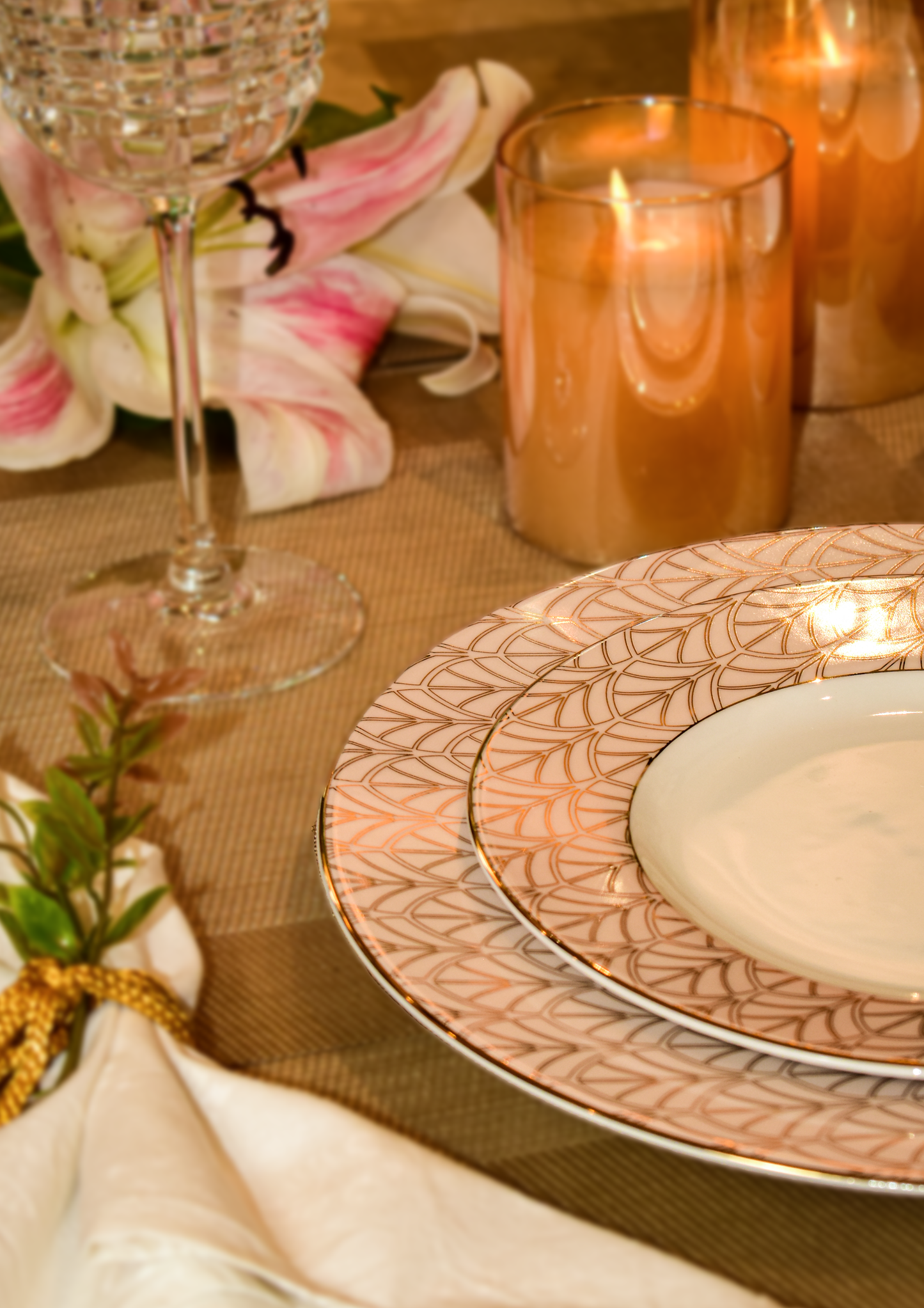 Golden Legacy Dinner Set | 33 Pieces Ichkan