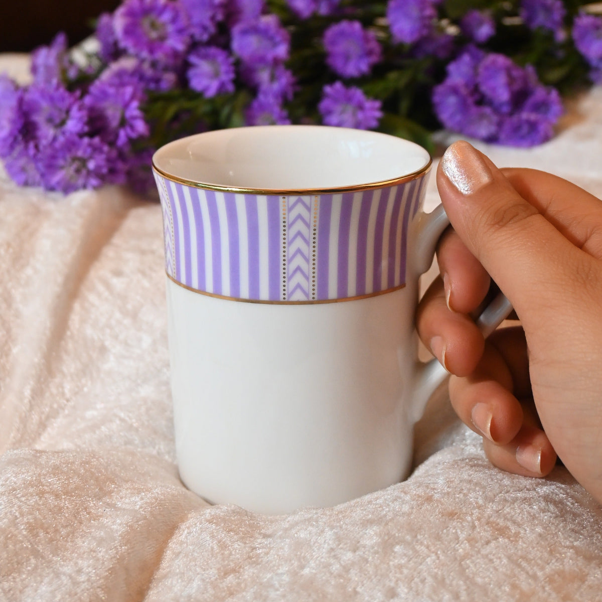 Gift Hamper | Set of 4 mugs with Ganesha Idol and Candle | Stripe Purple ICHKAN by Day To Day