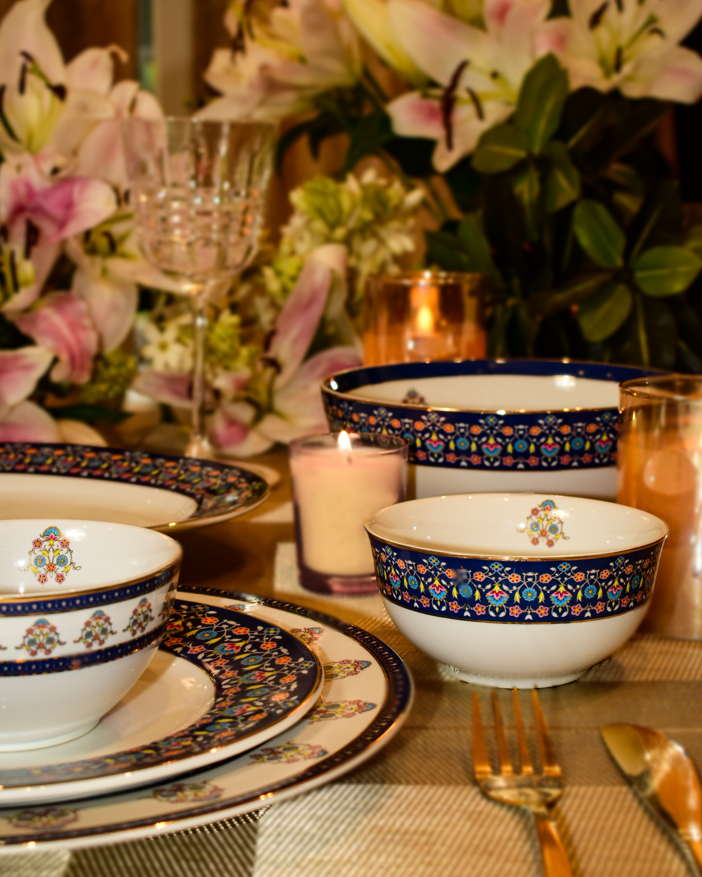 Indian Royalty Dinner Set | 21 pieces Ichkan