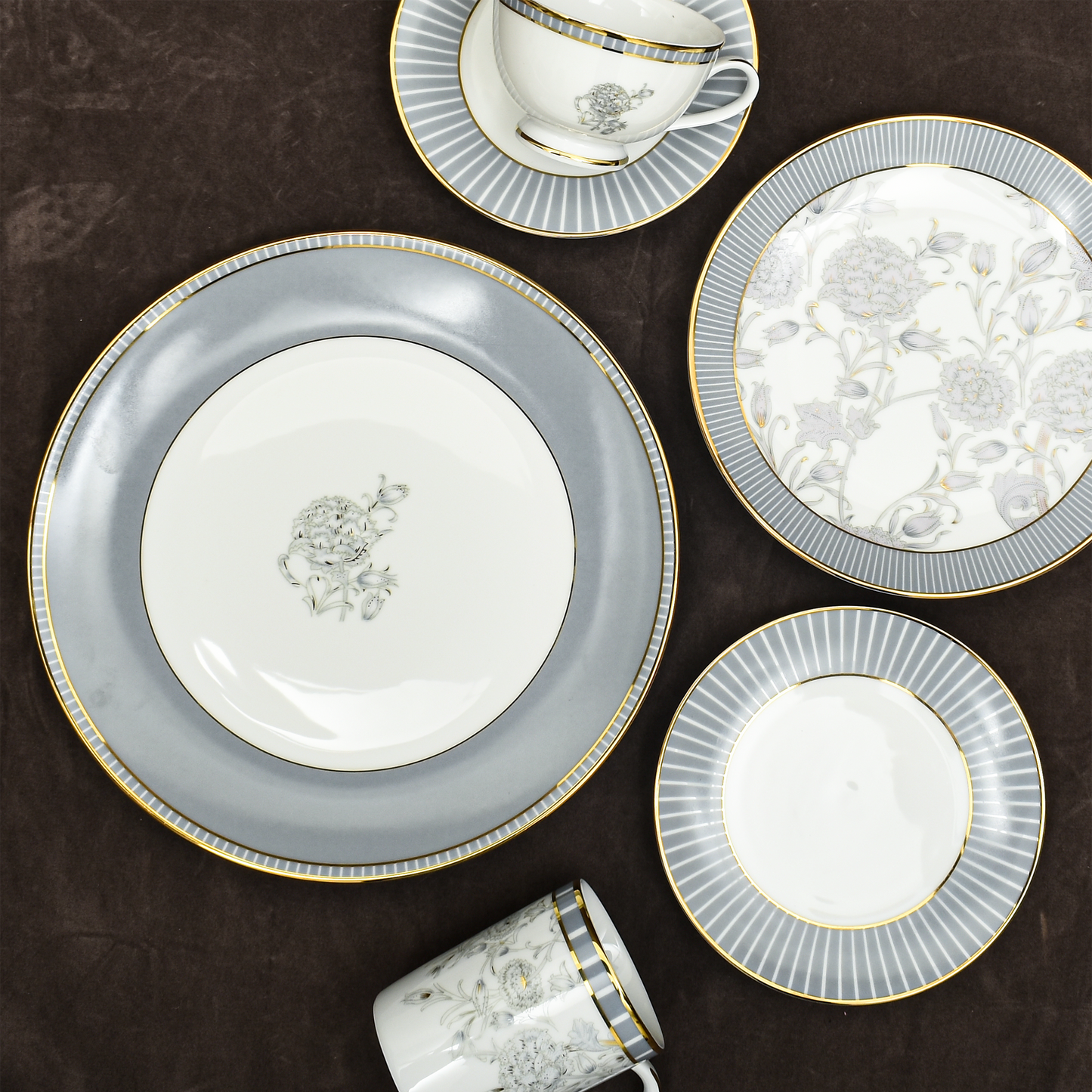 39 pc Dinner set | Grey | Grey Iris ICHKAN